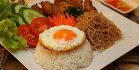 I Love Pho - Accommodation QLD 2