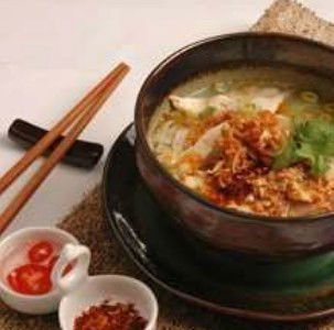 S & I Thai - Accommodation QLD 3