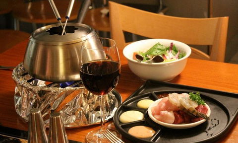 CJ's French Fondue Restaurant - Accommodation QLD 1