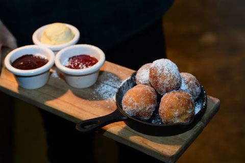 Forest Lodge Hotel - Accommodation QLD 0