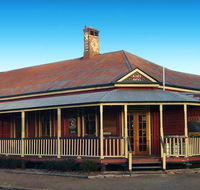Maidenwell Hotel - Accommodation QLD