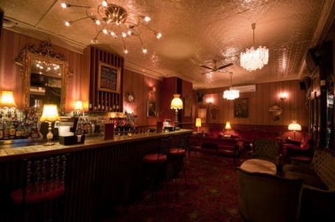 Back Bar Cocktail Lounge & Function Venue - Accommodation QLD 4
