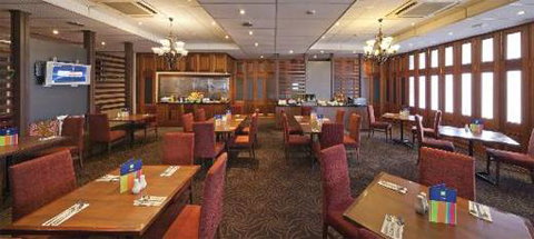 Verona Restaurant At Ibis Styles - Accommodation QLD 1