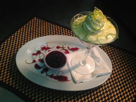 Raffles Hotel - Accommodation QLD 1