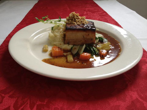 Raffles Hotel - Accommodation QLD 3