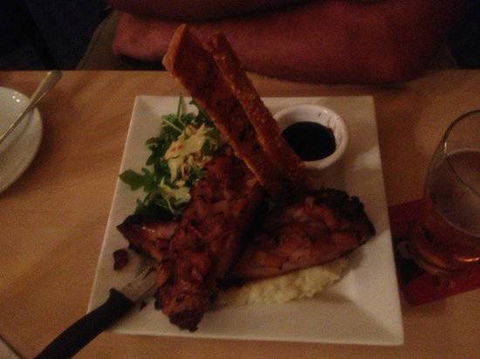 Howard Springs Tavern - Accommodation QLD 1