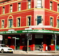 The Coach  Horses Hotel - Accommodation QLD