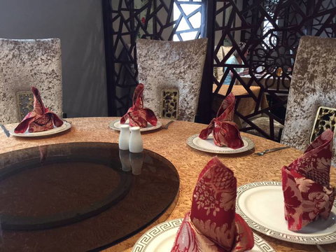 Dragon Palace - Accommodation QLD 0