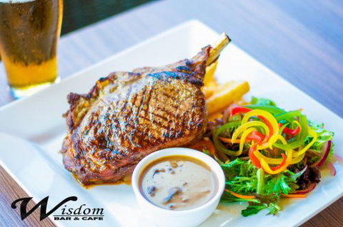 Wisdom Bar & Cafe - Accommodation QLD 1