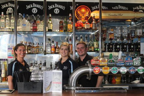 Wisdom Bar & Cafe - Accommodation QLD 2