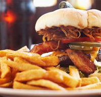Karama Plaza Tavern - Accommodation QLD