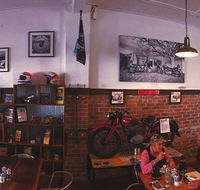 Roadies Cafe - Accommodation QLD