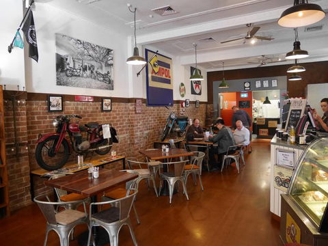 Roadies Cafe - Accommodation QLD 3
