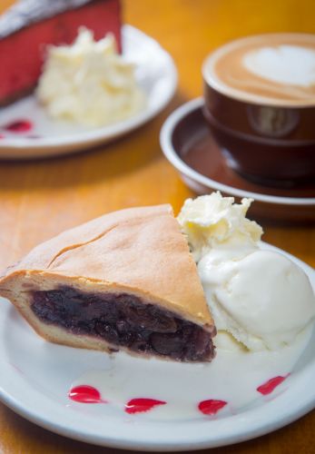 Andy’s Cherry Pie Cafe - Accommodation QLD 1