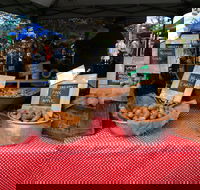 Lawson Park Markets - Accommodation QLD
