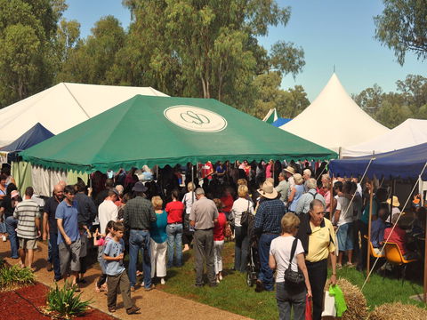 Nosh Narrabri - Accommodation QLD 1