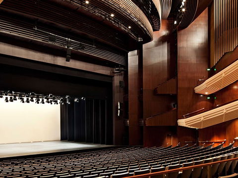 QPAC Weekly Discovery Tour - Accommodation QLD 0