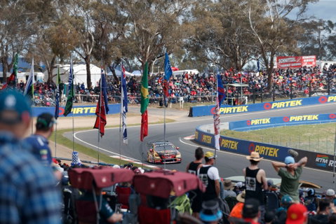 Supercars Supercheap Auto Bathurst 1000 - Accommodation QLD 0