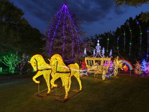 Christmas Lights Spectacular At Hunter Valley Gardens - Accommodation QLD 2