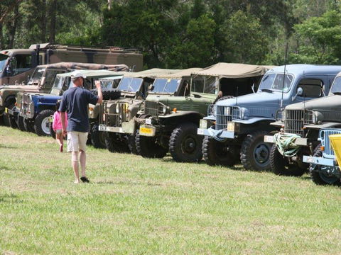 Clarence Town Swim In And Rally - Accommodation QLD 1