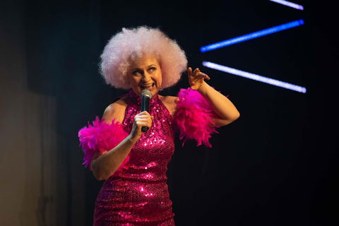 Darlin' The Jeanne Little Show - Accommodation QLD 0