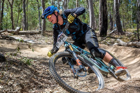 Fox Superflow Sealed By Stan's Race | Nerang - Accommodation QLD 1