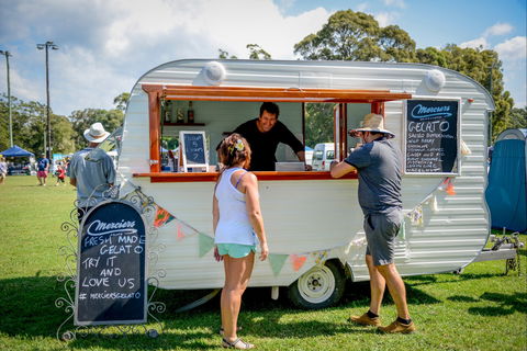 Huskisson Market - Accommodation QLD 2
