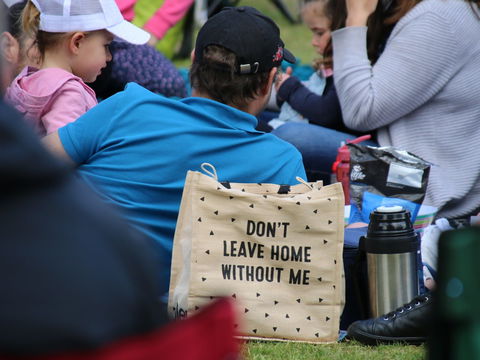 Music In The Gardens - Mitch King - Accommodation QLD 2