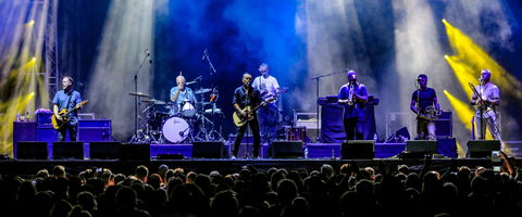 Red Hot Summer Tour - Batemans Bay - Accommodation QLD 0