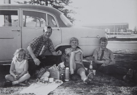 British Migrants: Instant Australians? - Accommodation QLD 0