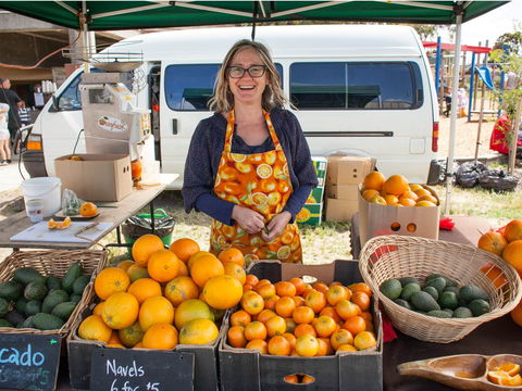 Coburg Farmers' Market - Accommodation QLD 2