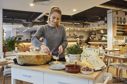 Flaming Cheese Wheel And Wine Experience: Gasworks - Accommodation QLD 0