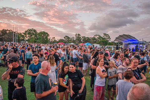 Food N Groove Fridays - Accommodation QLD 1