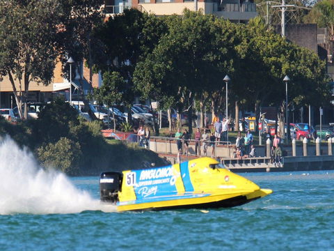 Fred Williams Aquatic Festival - Accommodation QLD 1