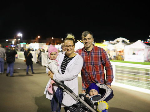 Gosford Night Markets - Accommodation QLD 2