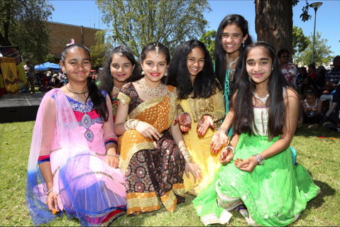 Griffith Spring Fest -  Multicultural Festival - Accommodation QLD 2