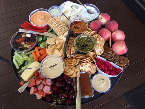 Markets And Grazy Saturdays - Accommodation QLD 0