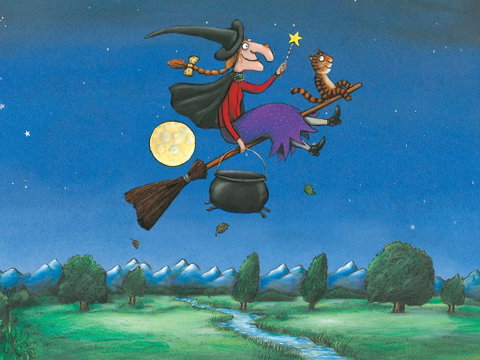 Room On The Broom - Accommodation QLD 0