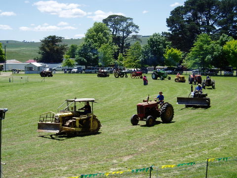 Southern Tablelands Vintage Farm Field Days - Accommodation QLD 2