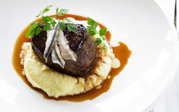 Pavilion On The Park - Accommodation QLD 0