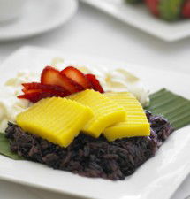 Thai Naan Restaurant - Accommodation QLD 4