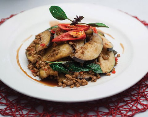 Saute Thai Restaurant - Accommodation QLD 3