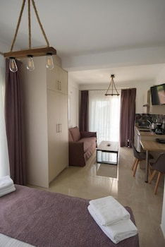 Golden Sands Motor Inn Forster - Accommodation QLD 2