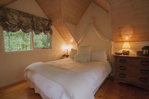 Cottages At Monreale - Accommodation QLD 4