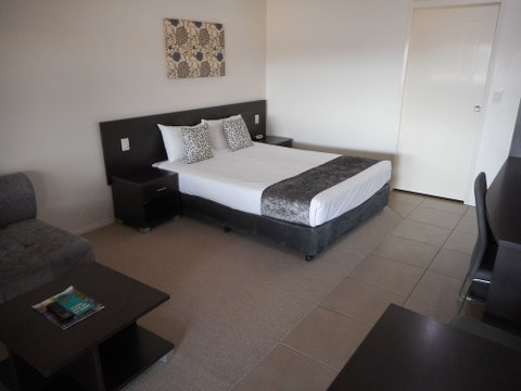 Injune Motor Inn - Accommodation QLD 5