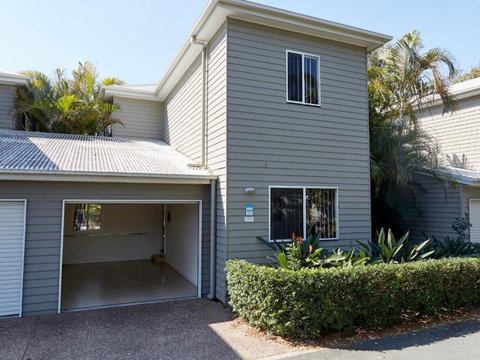 NRMA Treasure Island Holiday Resort - Accommodation QLD 4