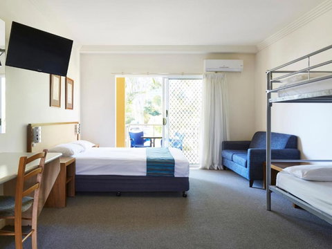 NRMA Treasure Island Holiday Resort - Accommodation QLD 3