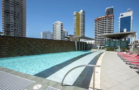 Aria Apartments - Accommodation QLD 5