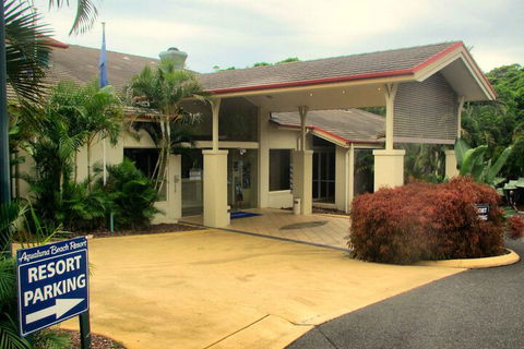 Aqualuna Beach Resort - Accommodation QLD 2