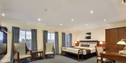 Best Western Plus Buckingham International - Accommodation QLD 5